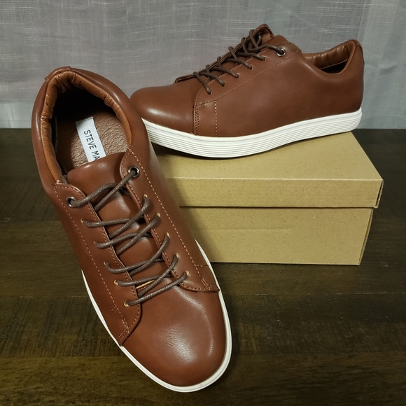 Steve Madden Youth Fashion Sneakers - Picture 2 of 7